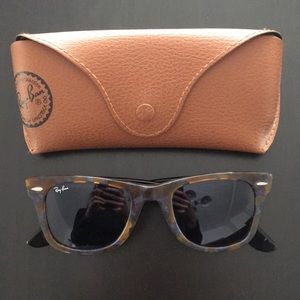 Ray-Ban Wayfarer Classic Fleck